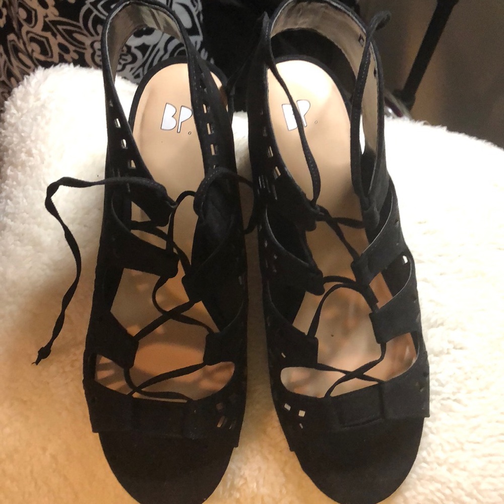 BP Black Faux Suede lace up Chunky Heel Sandal S 9